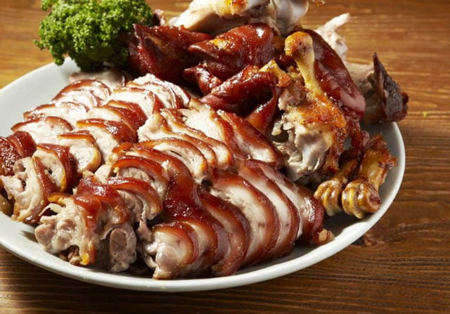 Đùi heo phá lấu