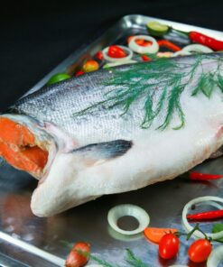Cá hồi đông lạnh nguyên con - 1kg