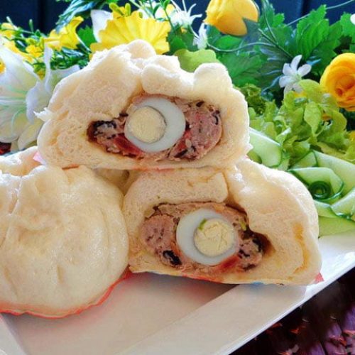 Bánh bao nhân thịt